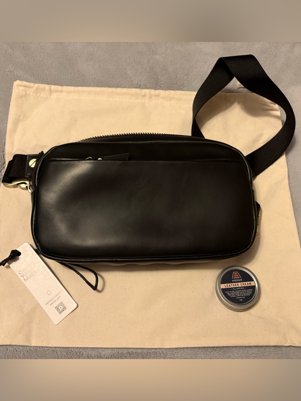 Andar Devin Black Full Size Leather